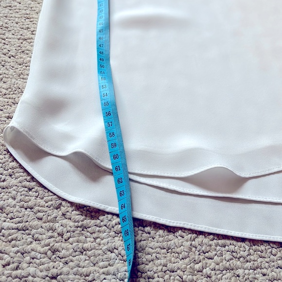 R&W & CO Cap sleeve white blouse size small - Picture 3 of 6